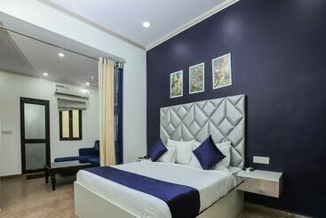 Hotell Vizima Blu By Oyo