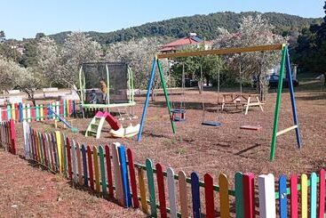 پانسیون Villa Sandra