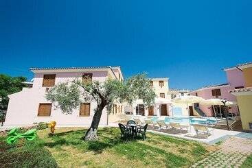 Daire Cala Viola Residence Con Piscina