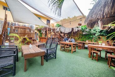 Mahasand Suites, Hostel &