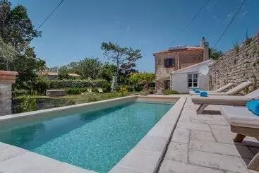 Turistihuoneistot Unique Antistress Oasis Villa Antiqua
