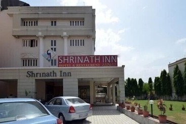 בית מלון כפרי Shrinathinn