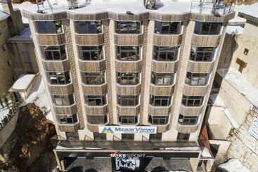 آپارتمانهای توریستها Mzaarviews Chalets