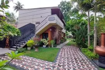 Bed and Breakfast Edwin S Airport Garden