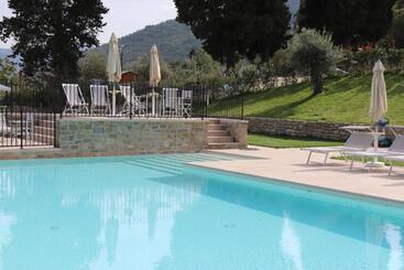 Apartment Borgo Di Villa Cellaia Resort & Spa