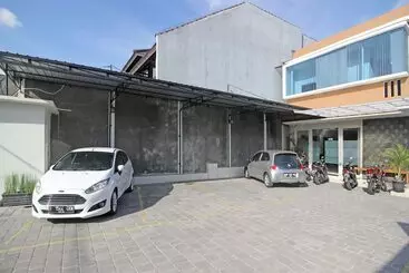 Pensió Reddoorz Near Amikom Yogyakarta