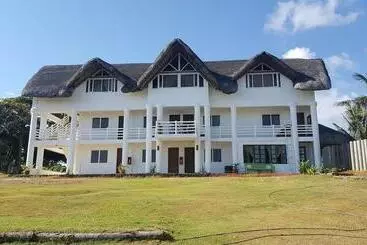 ホテル Alta Vista Ilocandia Inc