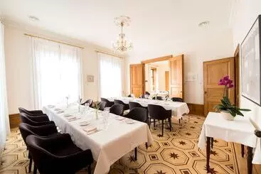 Hotel Gast Und Kulturhaus Der Teufelhof Basel