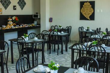 هتل Espaço Viana