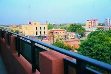 هتل Hôtel Résidence Sam