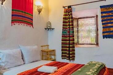 Pensió Kasbah La Datte D Or