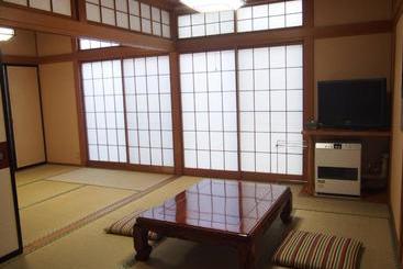 Ryokan Japanesestyle Pension Hoshikawa