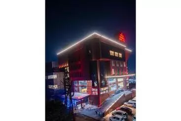 Hotell Grand Dhillon