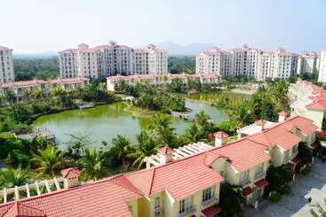 Qionghai Zhushan Tianlaiquan Apartment