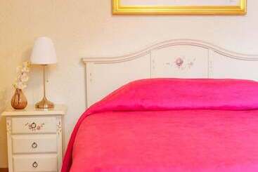 تختخواب و صبحانه Casa Natalia