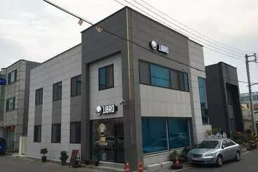 Jjbro Hostel Guest House