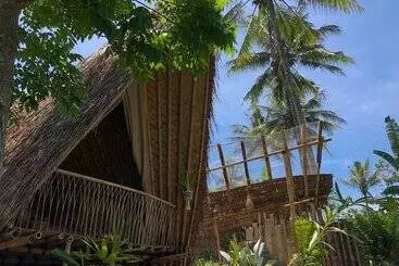 Bamboo & B   Hostel