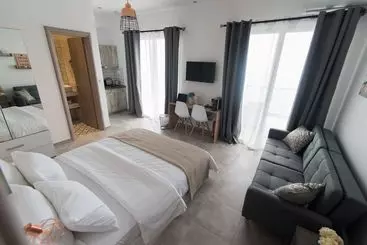 ツーリストアパートメント Urban Bay Apartments