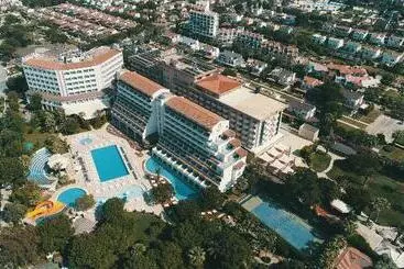 Batıhan Beach Resort & Spa