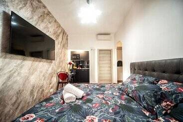 پانسیون Starhome Navona