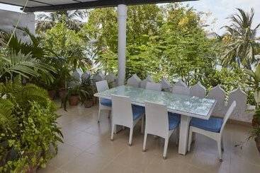 Tamarind Village Apartments