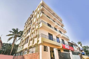 OYO Flagship 45852 Hotel Happy Journey