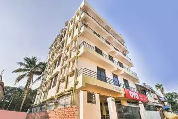OYO Flagship 45852 Hotel Happy Journey