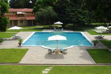 ホテル The Village