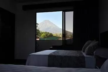 Hotelli Arenal Monara