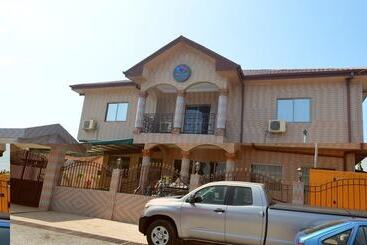 Pension Precious Guest Lodge