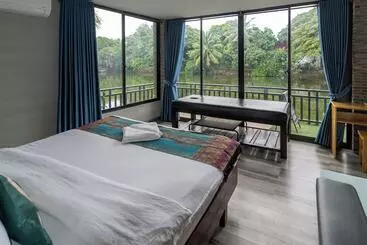 ユースホステル Samathi Lake Resort