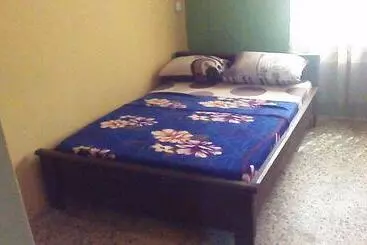 تختخواب و صبحانه The Old Network