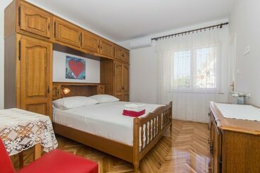 ツーリストアパートメント Apartments And Rooms Nada