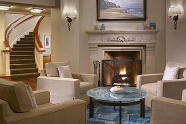 בית מלון כפרי Beach House Half Moon Bay