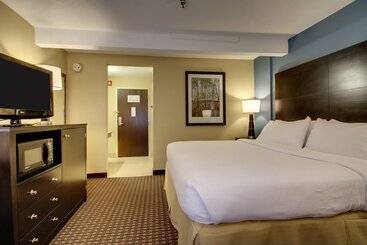 Holiday Inn Express Hotel Fort Campbell Oak Grove, An Ihg