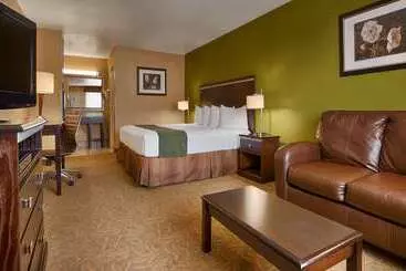 Surestay Hotel By Best Western Floresville