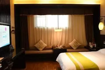 Hôtel Crystal Pudi