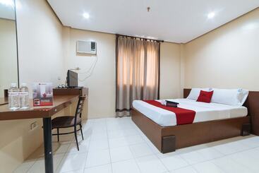 Hotel Reddoorz Near Olongapo Bus Terminal