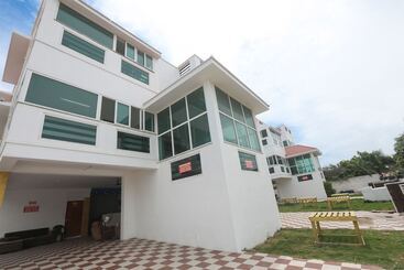 Ulo Ecr Blue Ocean Resort