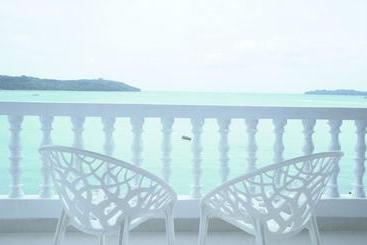 تختخواب و صبحانه Salt Life