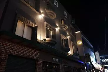 Hotel Elephant