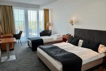 Hôtel Holiday Resorts