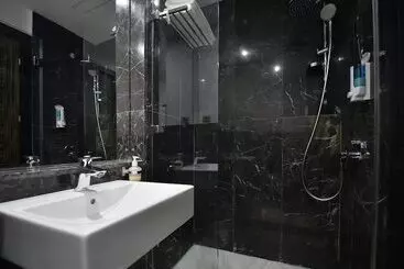 هتل Le Yacht Suites