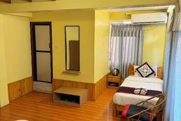 پانسیون Peace And Joy Guest House