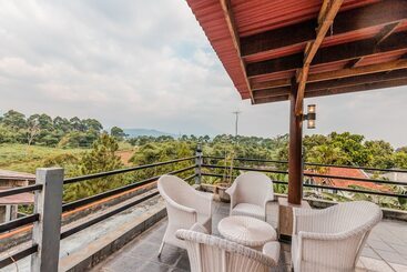 Urbanview Hotel Gunung Geulis Village By Reddoorz