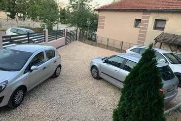 Apart Hotel Prenoćište Vila Tasić