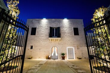 Bed and Breakfast Borgo Cozzana