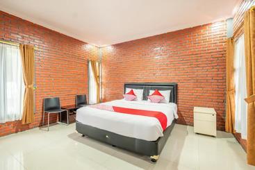 Hotel Derajat 4r Cottage Syariah