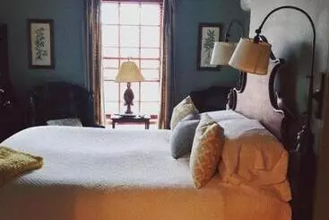 ホテル Captain Freeman Inn