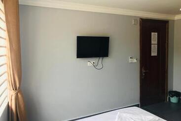 پانسیون Maison Rivera Guest House